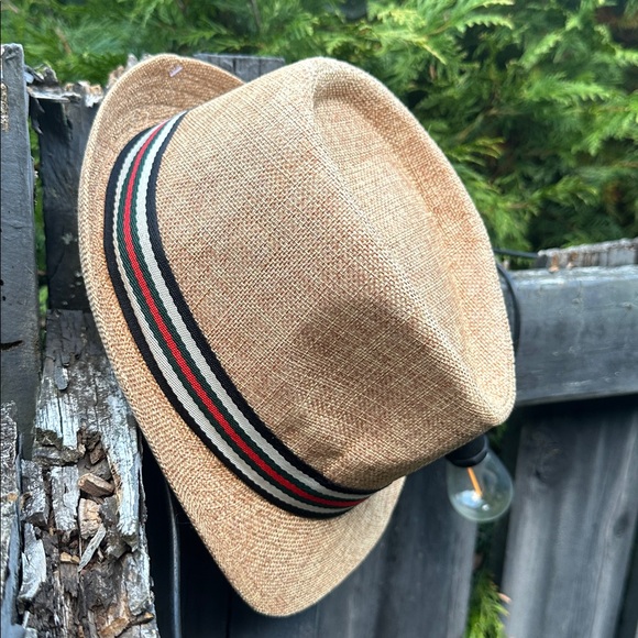 Stylish Tan Fedora with Striped Band - Picture 5 of 9